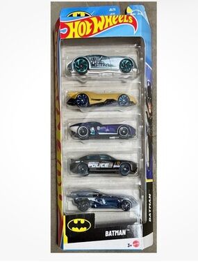 Mattel Hot Wheels Batman 5-Car Pack - Batmobile